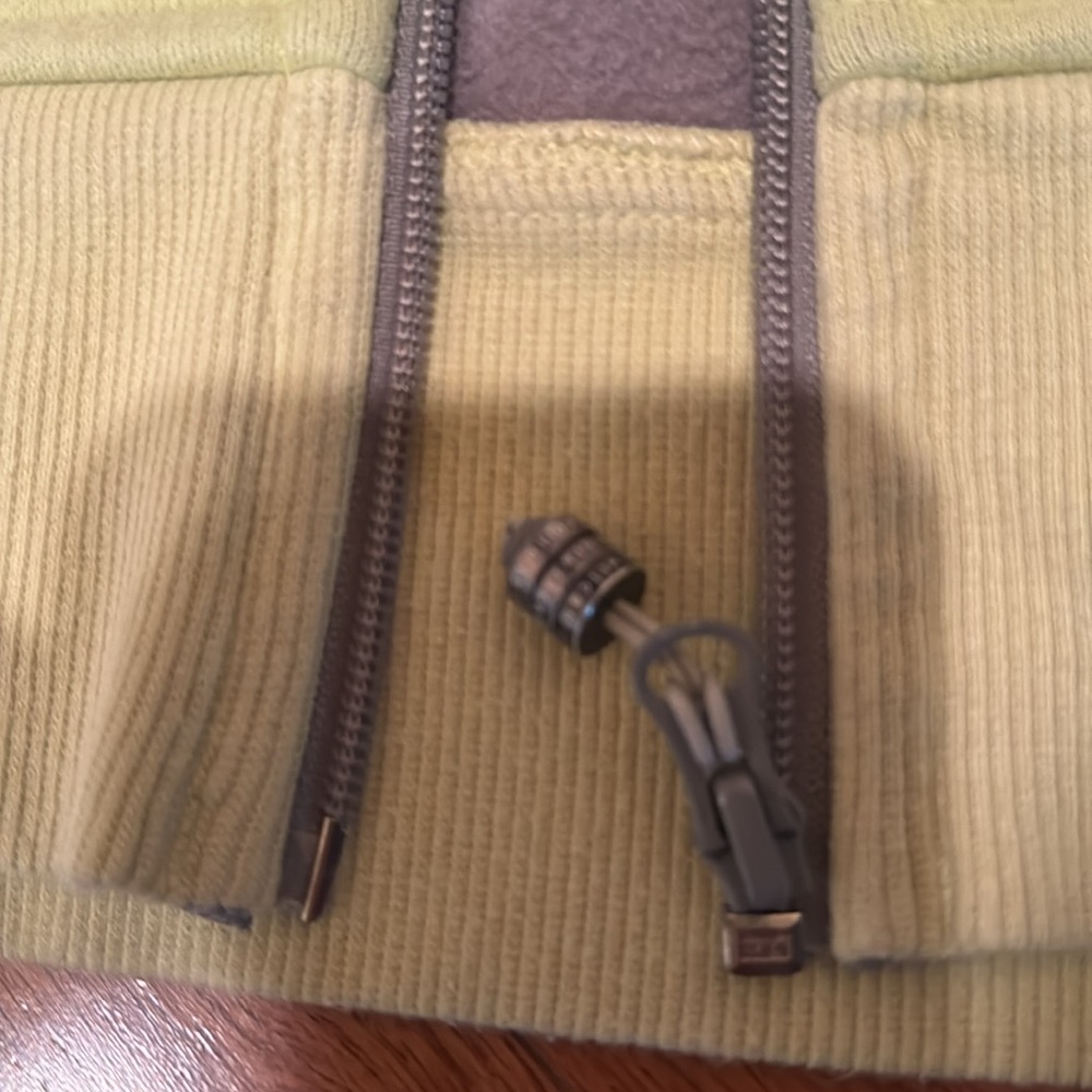 Jacket - Picture 2 of 4